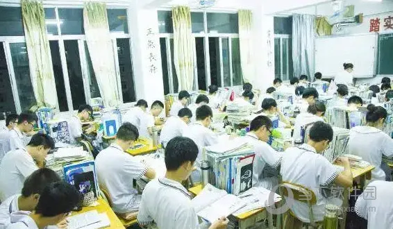 柠檬自习室(线上自习软件) 柠檬自习室(线上自习软件)